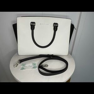🤍SOLD Michael Kors Limited edition Black & Large Selma Satchel Handbag